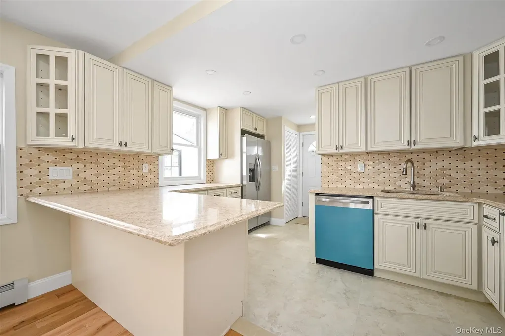 5216 M Avenue Brooklyn NY 11234