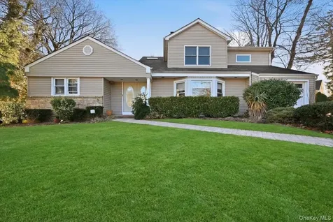 734 Berry Court West Hempstead NY 11552