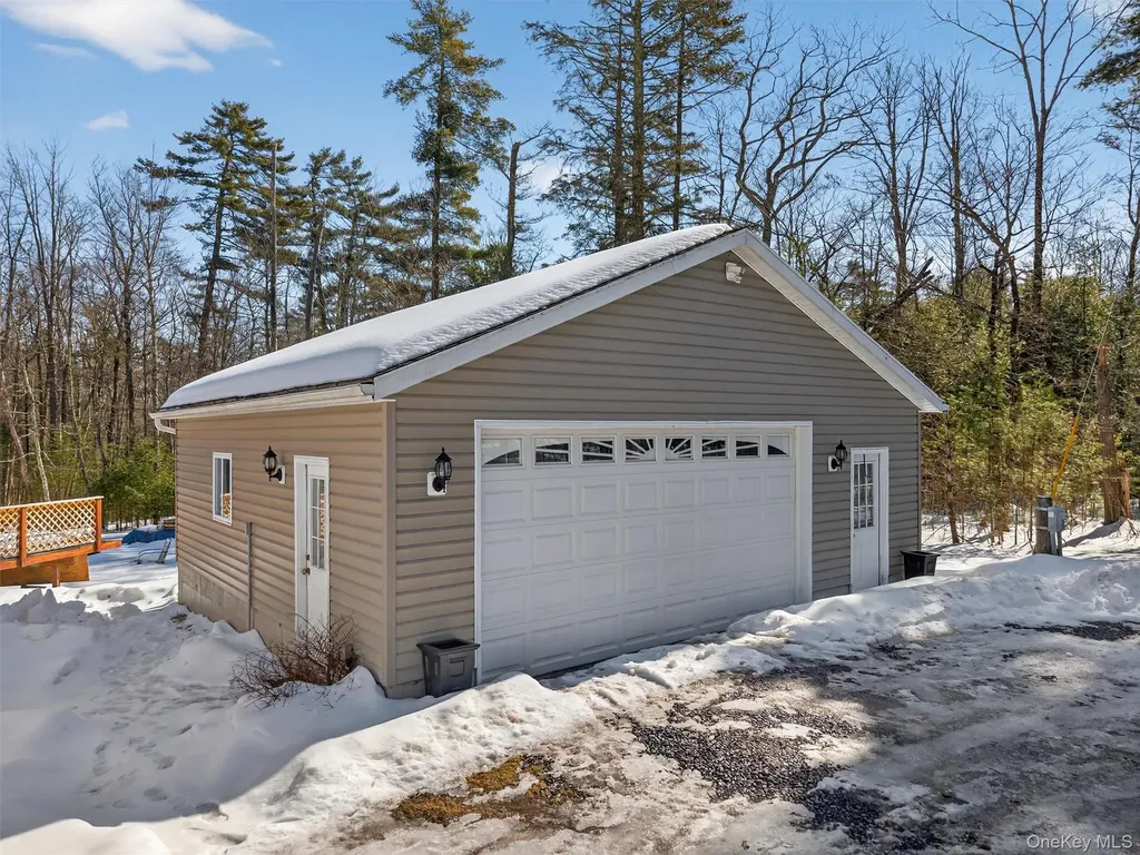187 North Road Forestburgh NY 12777