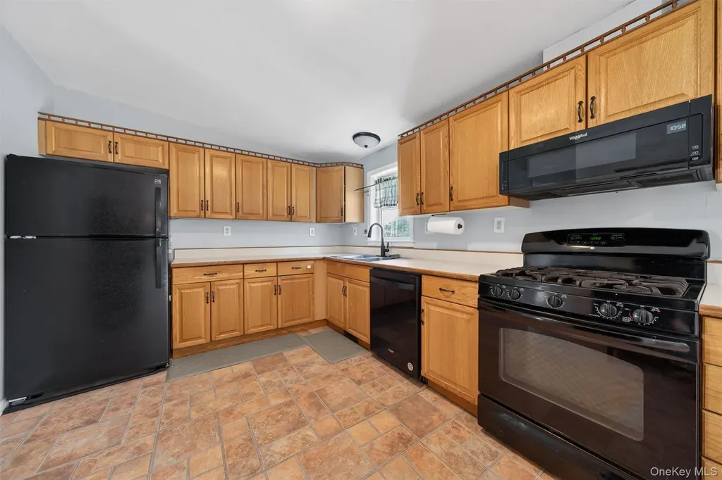 187 North Road Forestburgh NY 12777