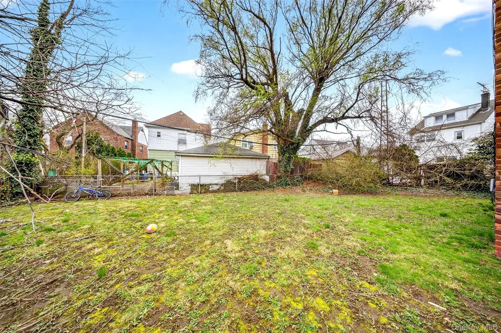 13814 58th Road Flushing NY 11355