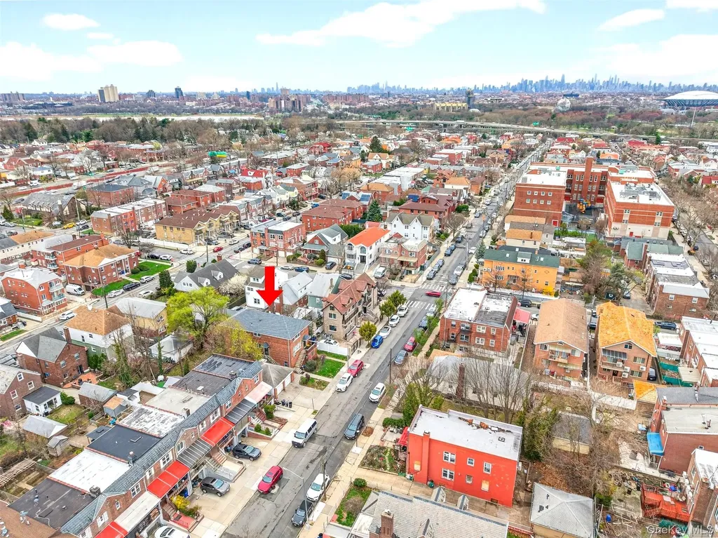 13814 58th Road Flushing NY 11355