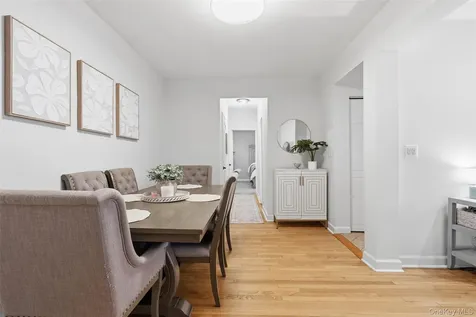 101 Old Mamaroneck Road White Plains NY 10605