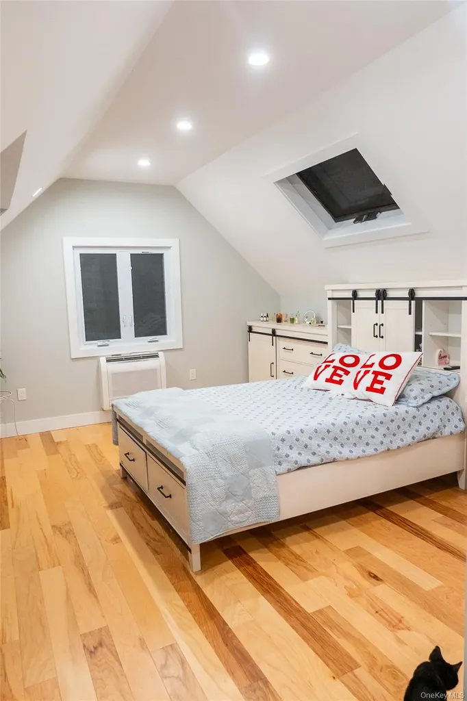 4 Riverside Avenue Mastic Beach NY 11951