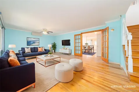 87-16 Palo Alto Street Hollis NY 11423