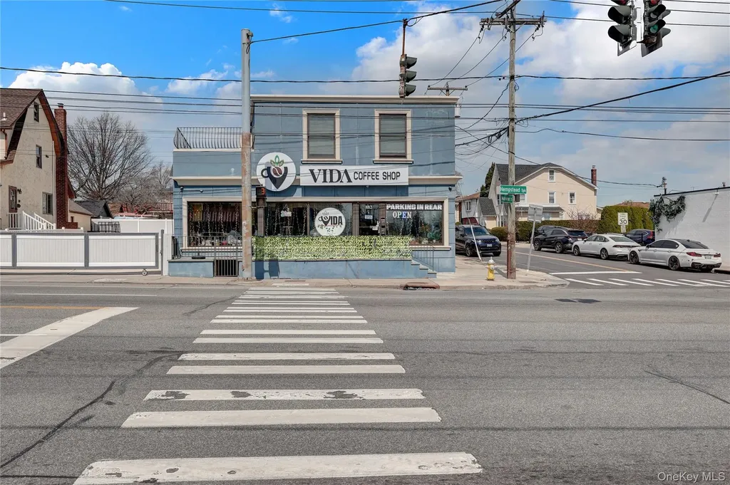 882 Hempstead Turnpike Franklin Square NY 11010