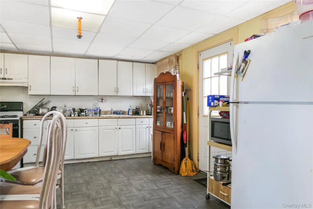 49 Academy Street Patchogue NY 11772