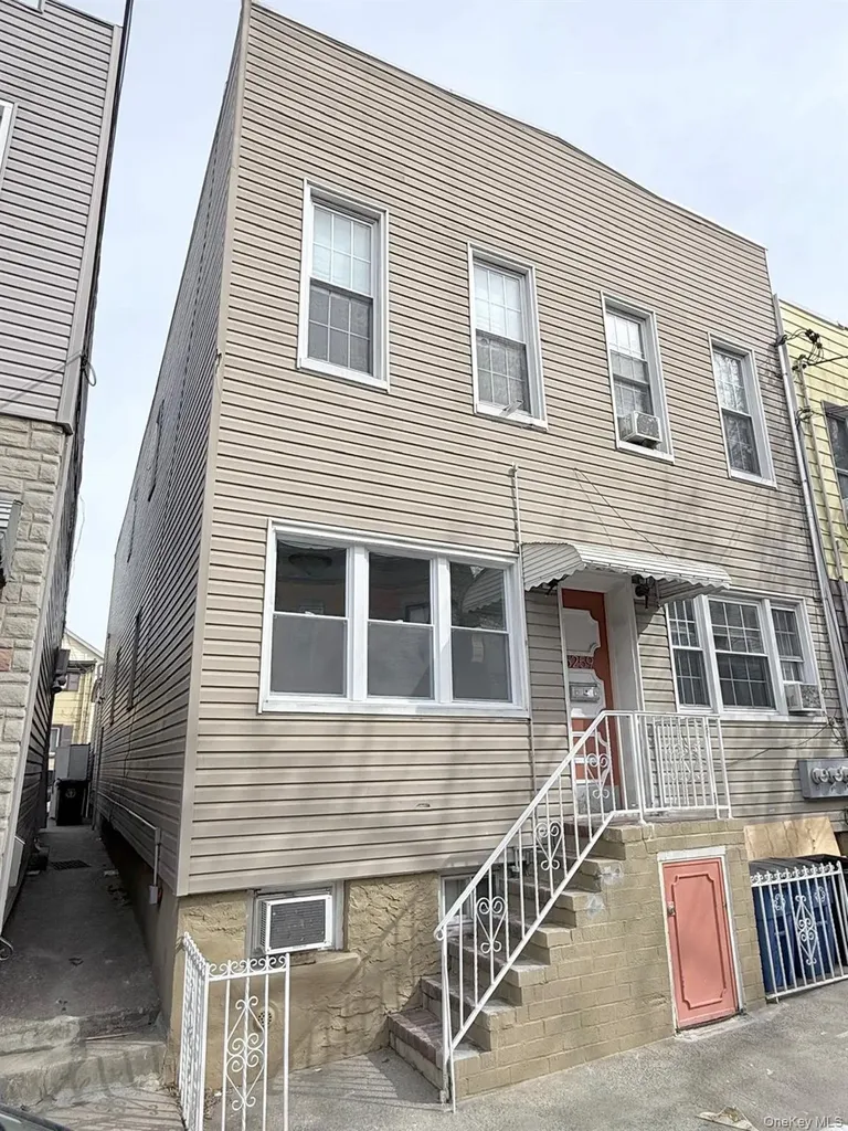6259 60th Street Ridgewood NY 11385