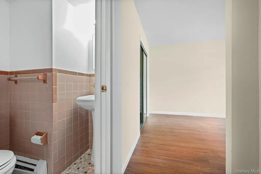 15307 79th Avenue Flushing NY 11367