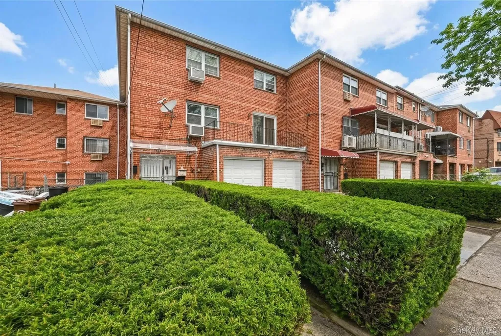 15307 79th Avenue Flushing NY 11367