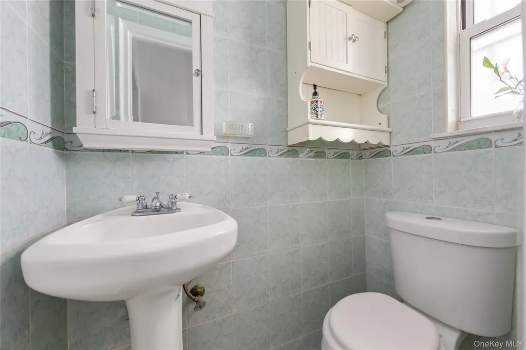 6114 Main Street Flushing NY 11367