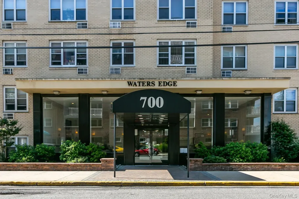 700 Shore Road Long Beach NY 11561