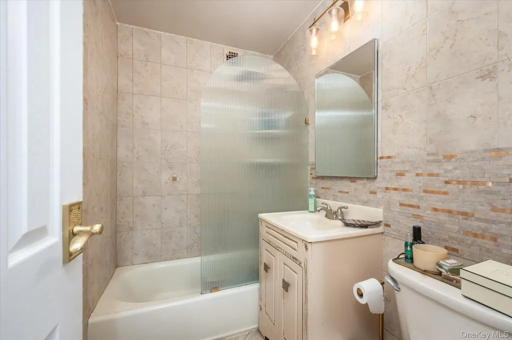 700 Shore Road Long Beach NY 11561