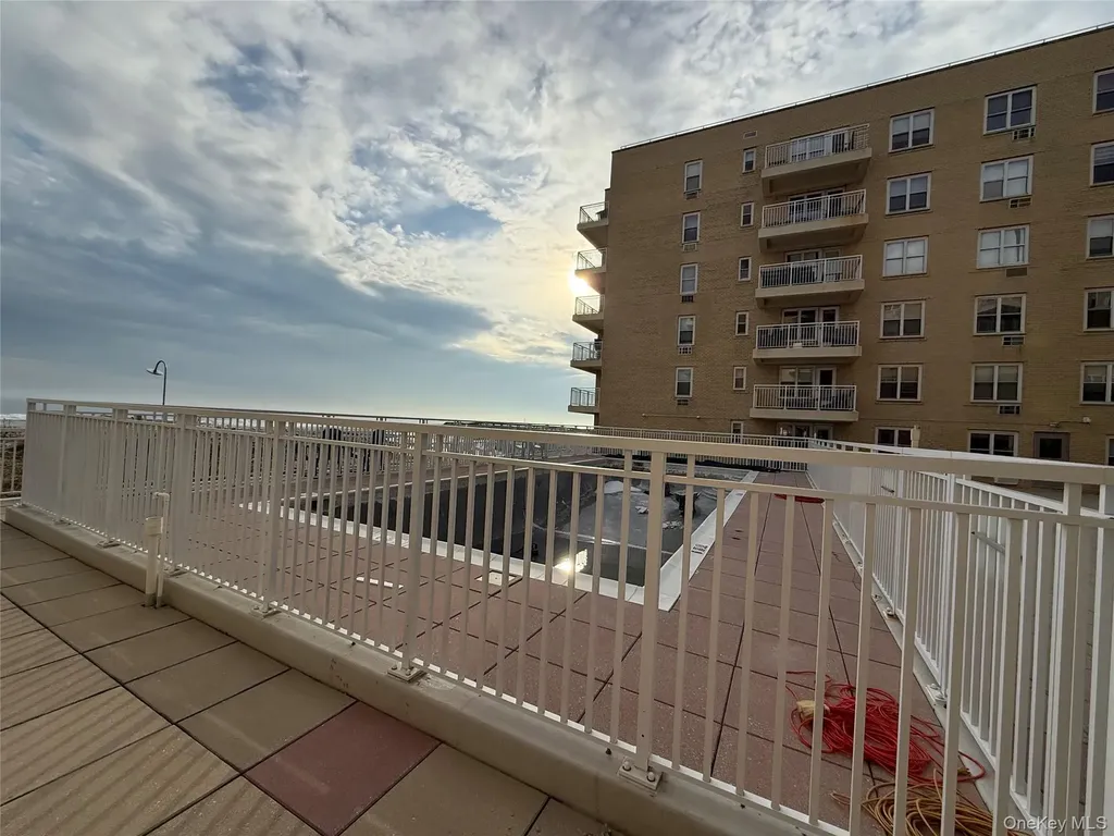700 Shore Road Long Beach NY 11561