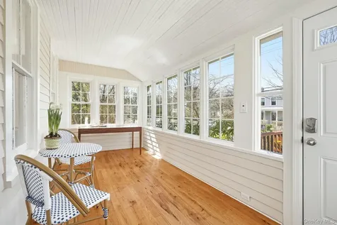 306 Prospect Avenue Mamaroneck NY 10543