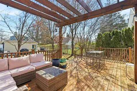 306 Prospect Avenue Mamaroneck NY 10543