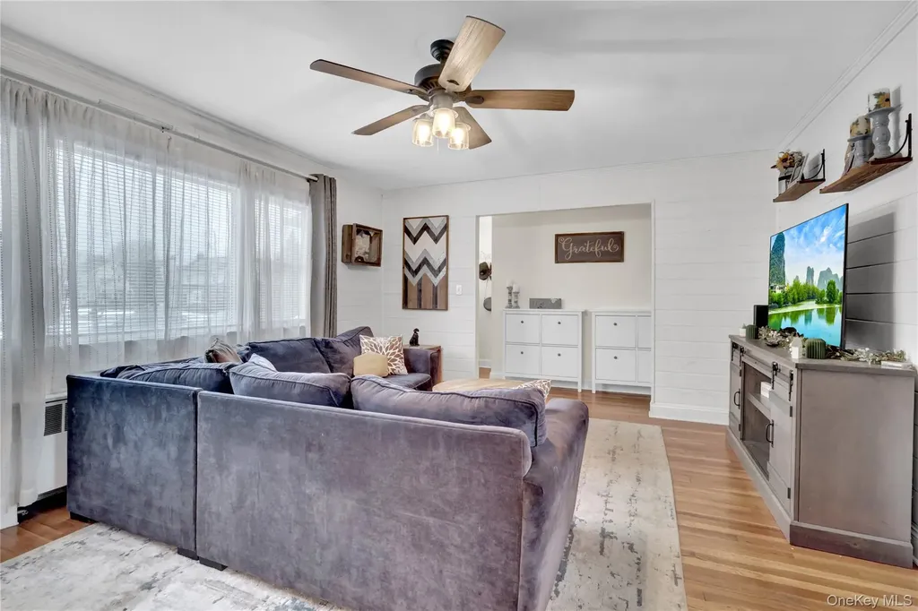 2642 Clovermere Road Oceanside NY 11572