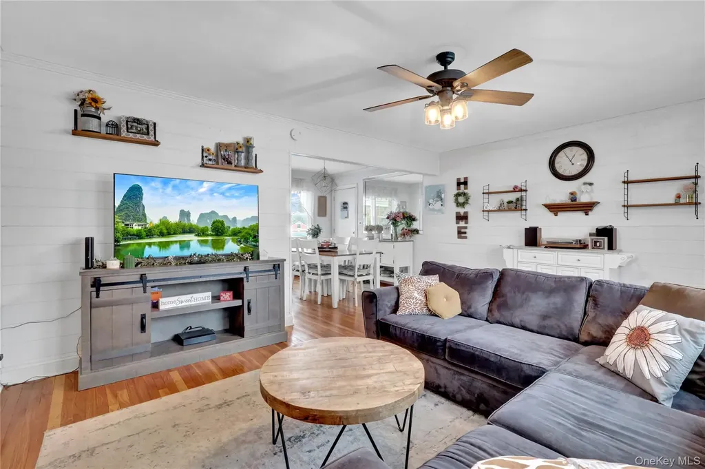 2642 Clovermere Road Oceanside NY 11572