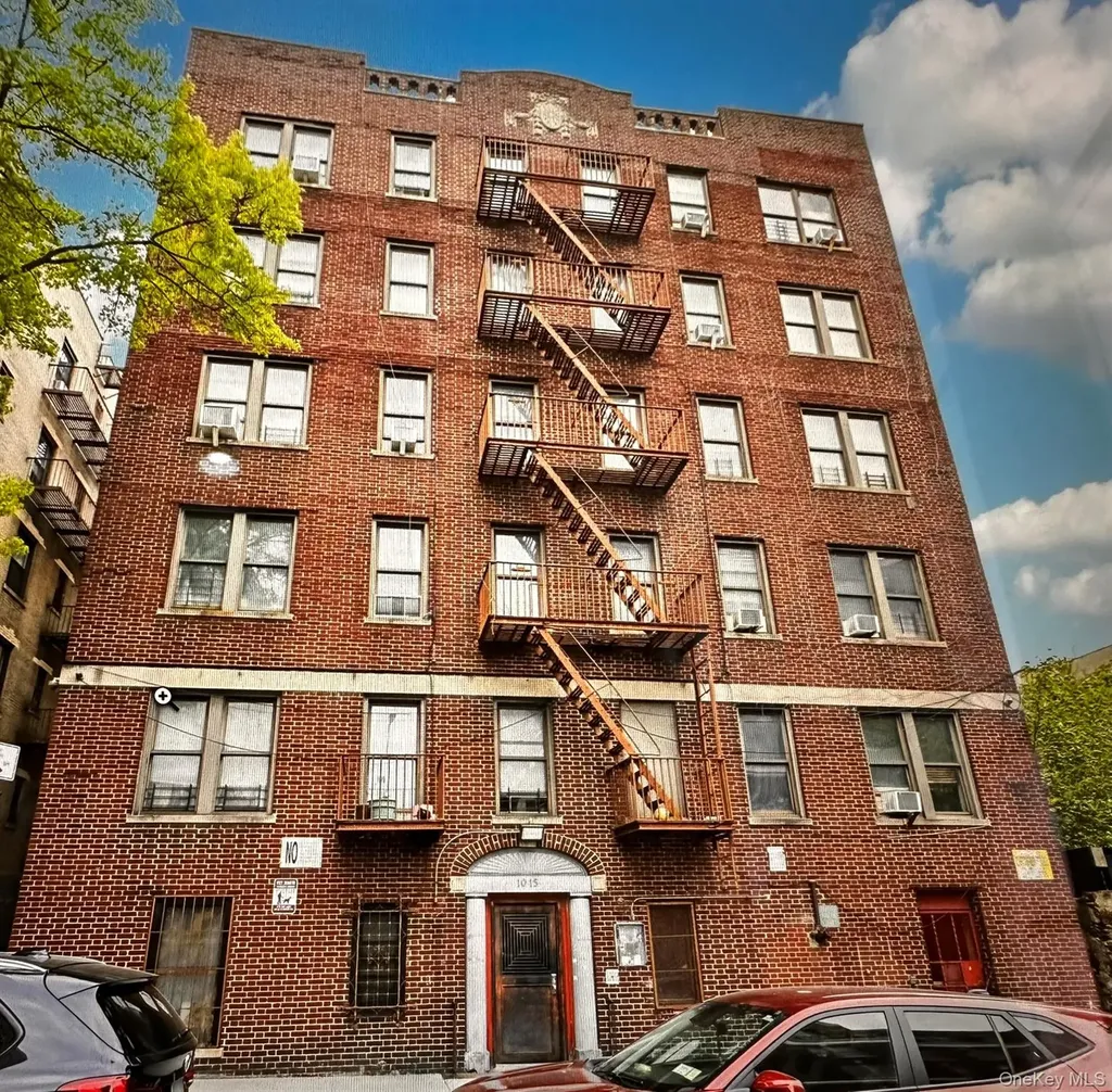 1015 Anderson Avenue Bronx NY 10452