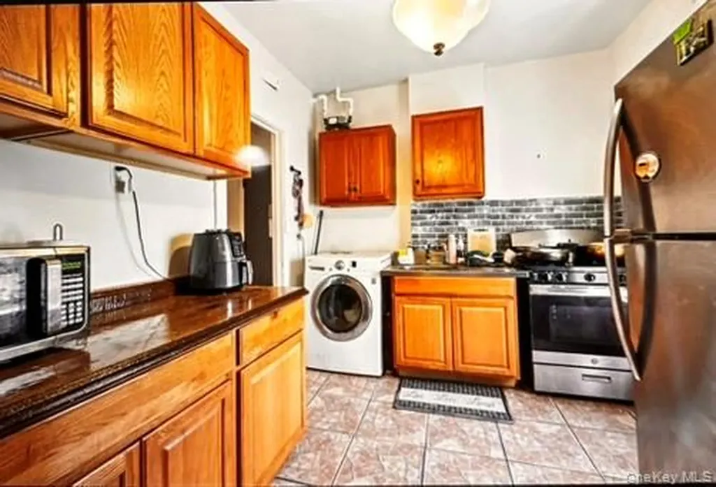 1015 Anderson Avenue Bronx NY 10452