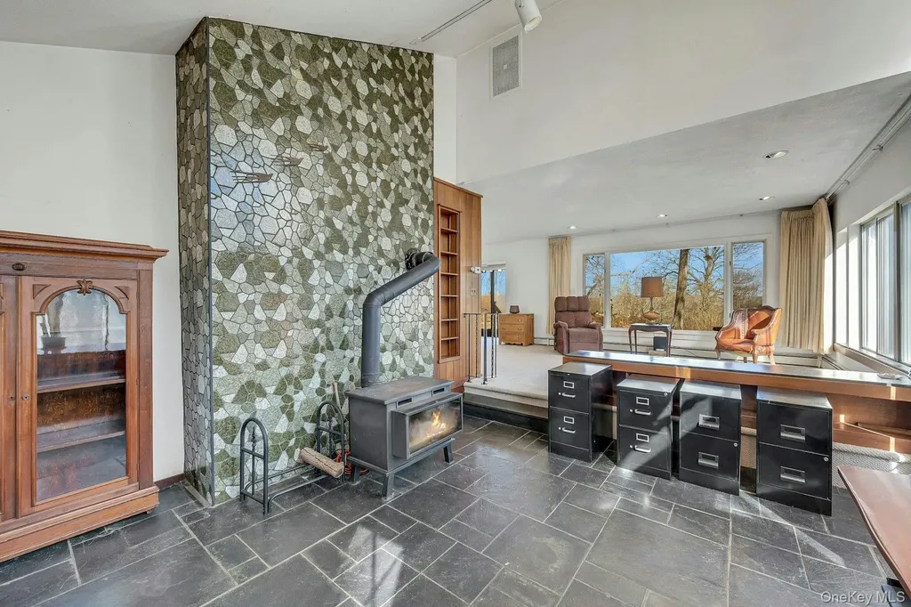 16 Young Road Katonah NY 10536