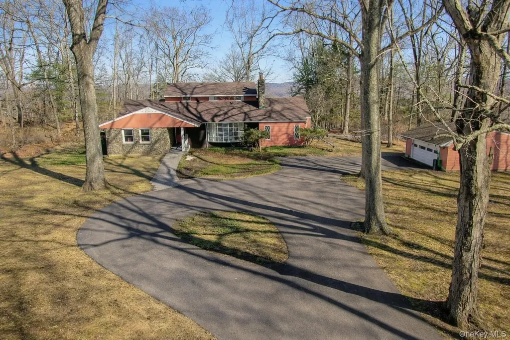 16 Young Road Katonah NY 10536