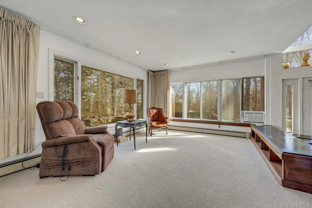 16 Young Road Katonah NY 10536