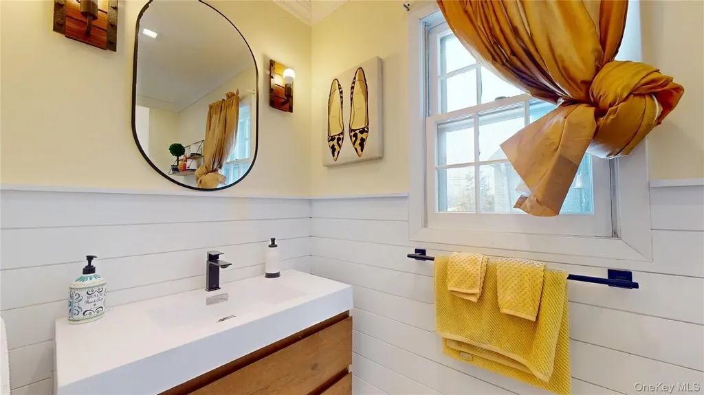 386 Mill Road Westhampton NY 11977