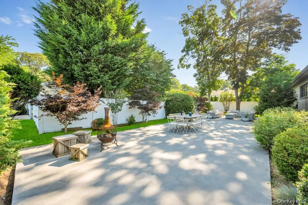 386 Mill Road Westhampton NY 11977