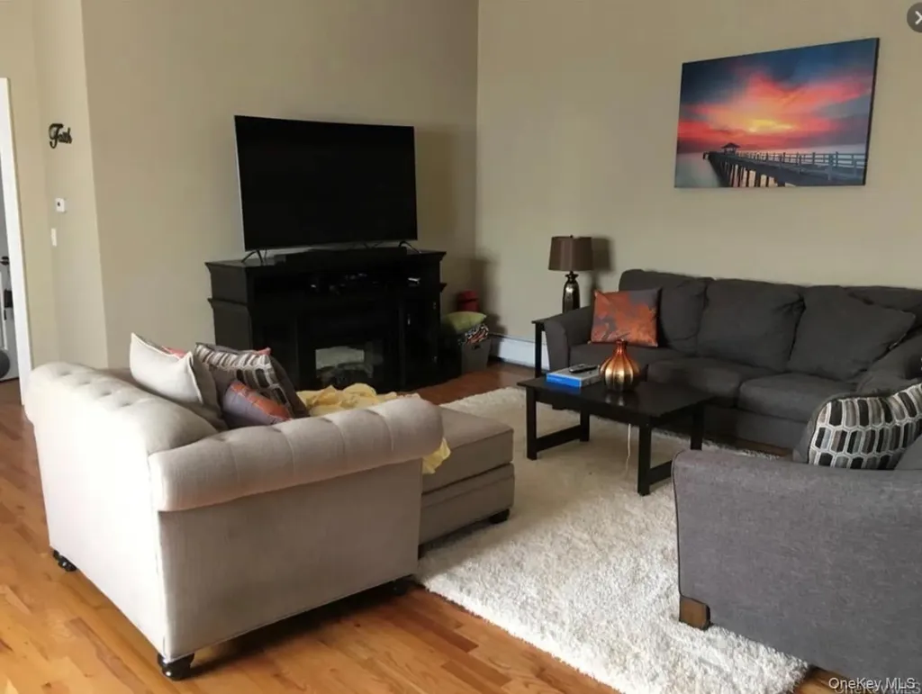 179 Main Street Beacon NY 12508