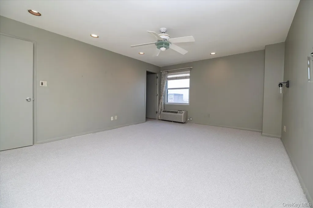 360 Shore Road Long Beach NY 11561