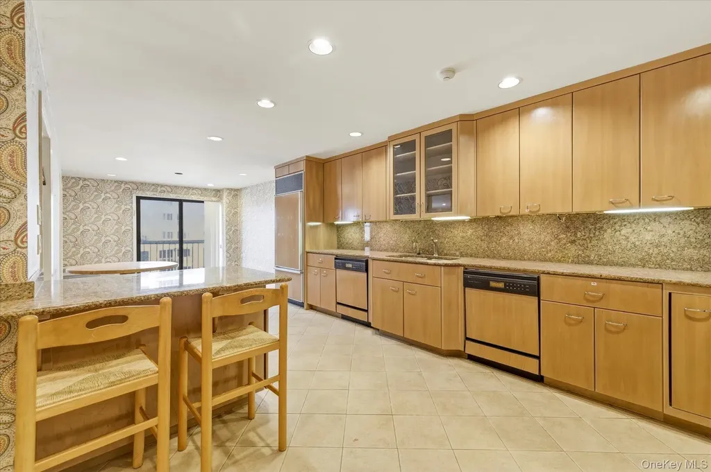360 Shore Road Long Beach NY 11561