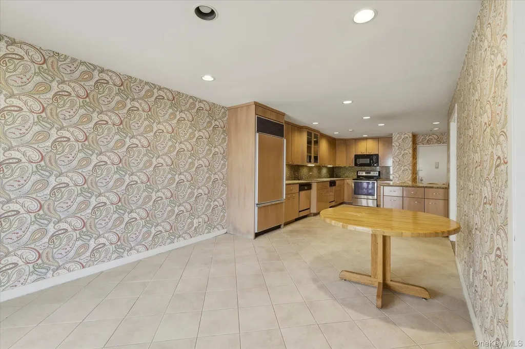 360 Shore Road Long Beach NY 11561