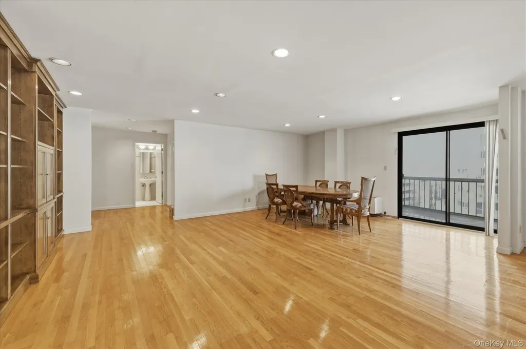 360 Shore Road Long Beach NY 11561