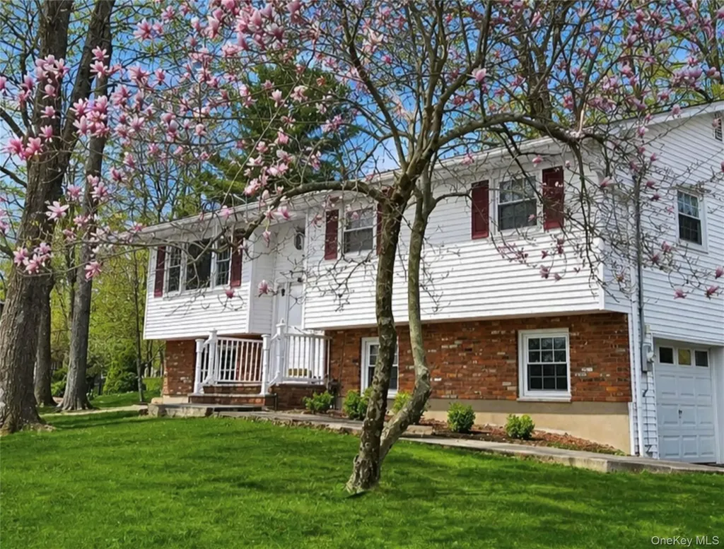 9 Eros Drive Airmont NY 10952