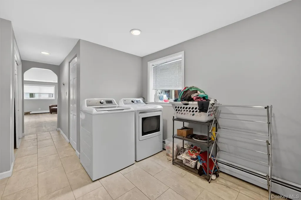 9 Eros Drive Airmont NY 10952