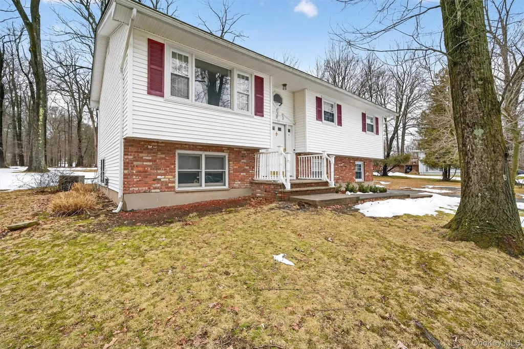 9 Eros Drive Airmont NY 10952