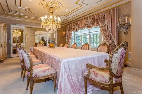 85 Eleventh Street Garden City NY 11530