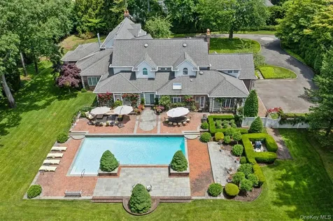 85 Eleventh Street Garden City NY 11530