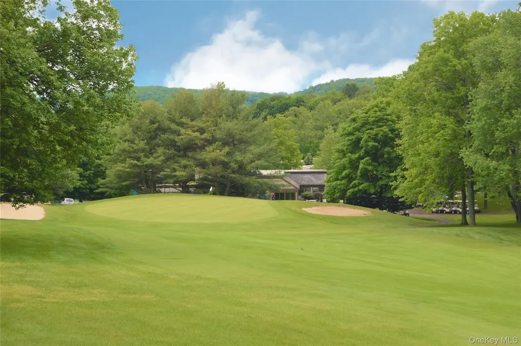 177 Heritage Hills Somers NY 10589