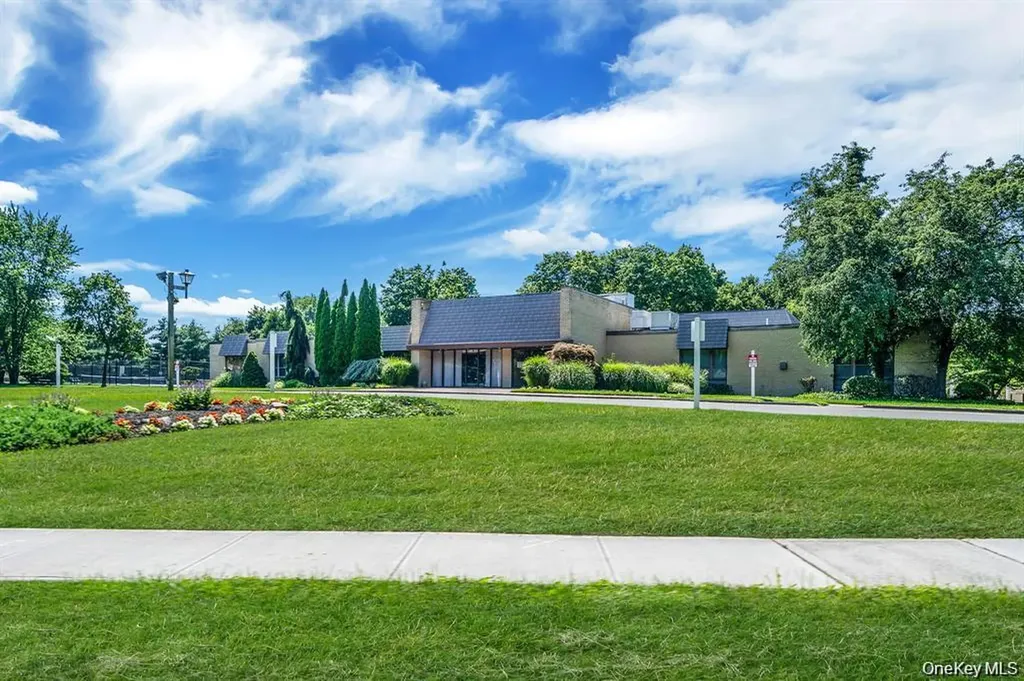 1205 Gotham Drive Saint James NY 11780