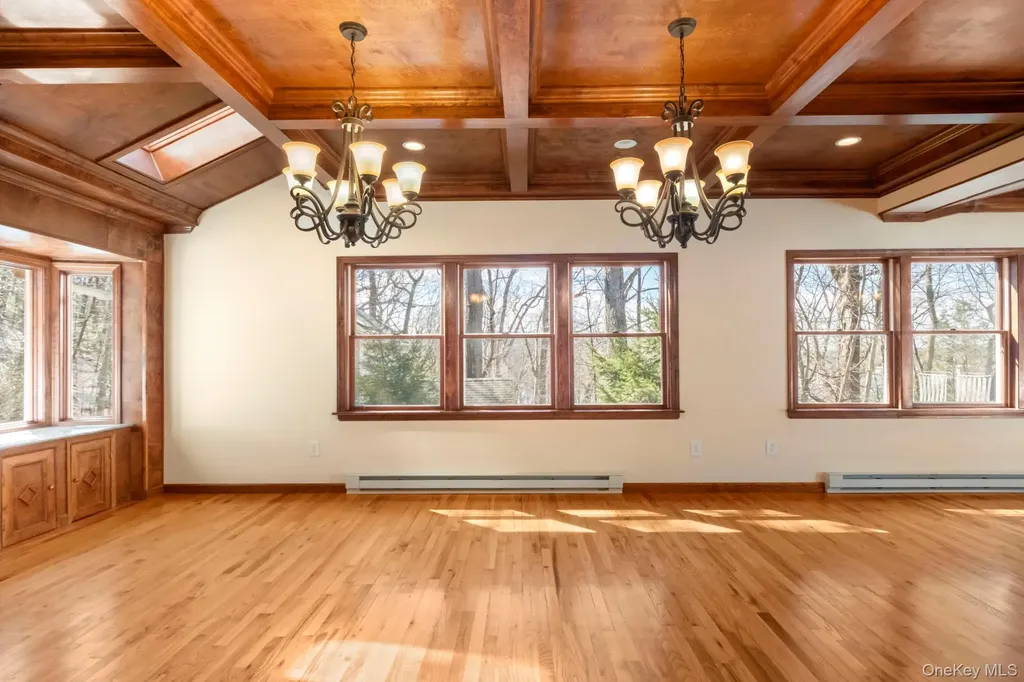 21 Jackson Road Mahopac NY 10541
