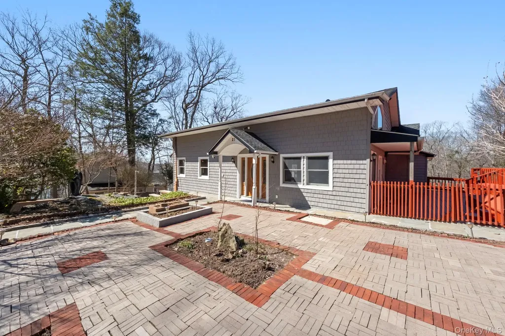 21 Jackson Road Mahopac NY 10541