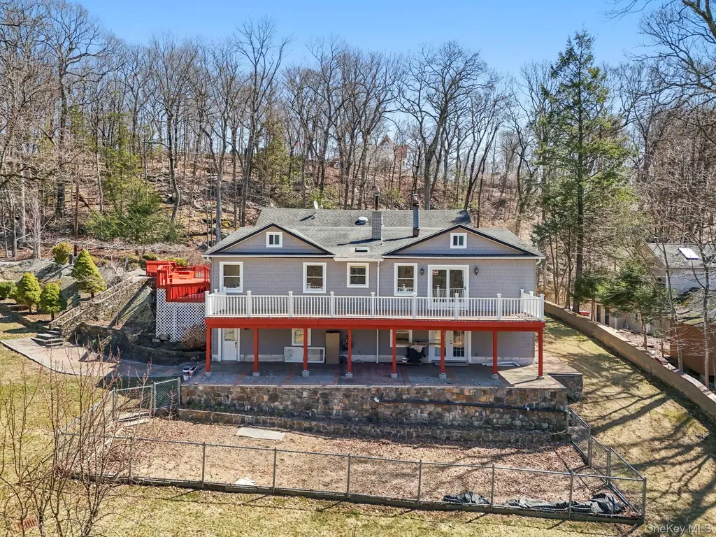 21 Jackson Road Mahopac NY 10541
