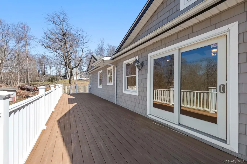 21 Jackson Road Mahopac NY 10541