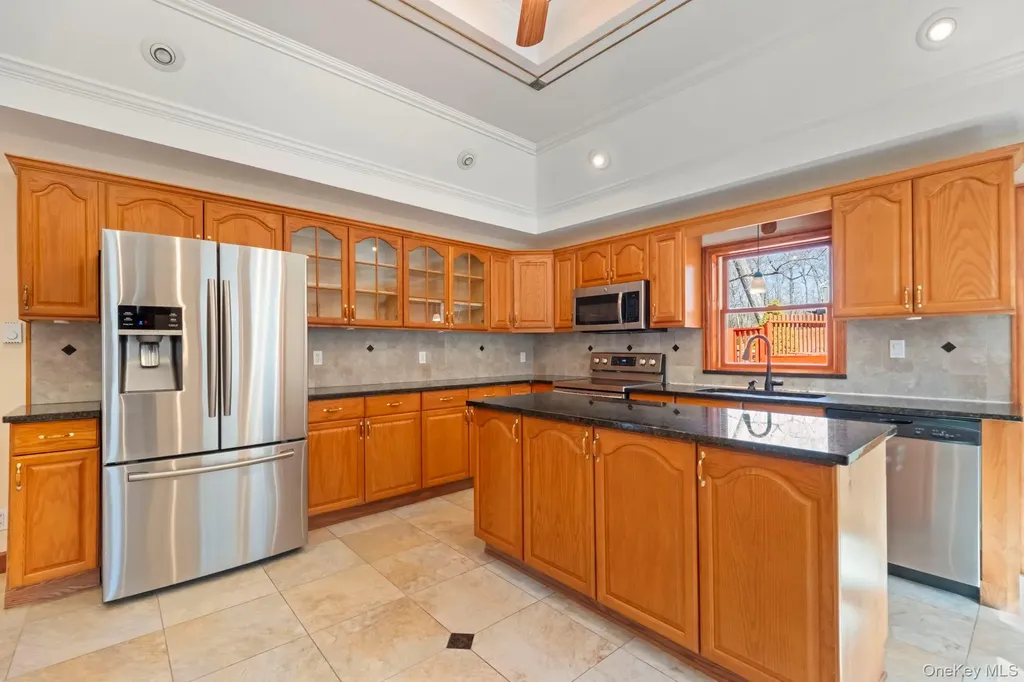21 Jackson Road Mahopac NY 10541