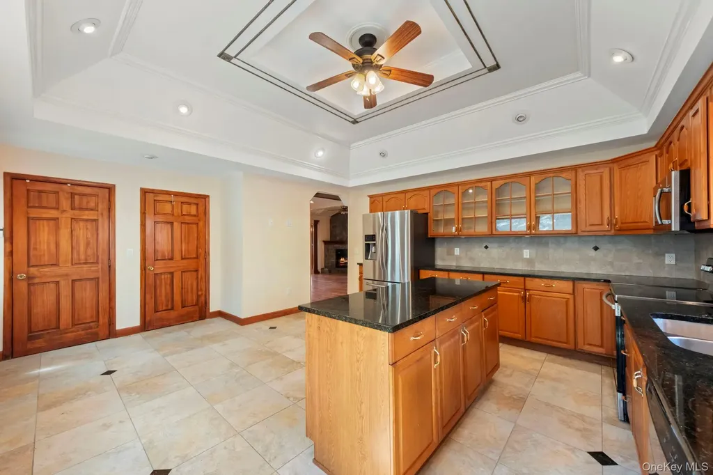 21 Jackson Road Mahopac NY 10541