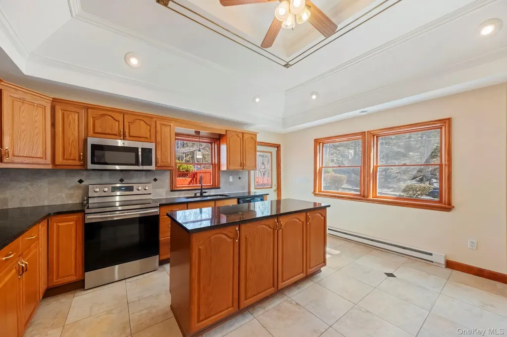 21 Jackson Road Mahopac NY 10541