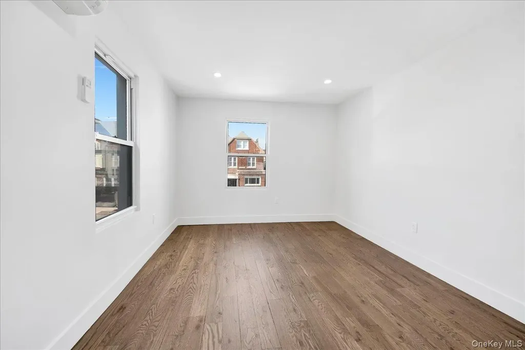 37 S 8th Avenue Mount Vernon NY 10550