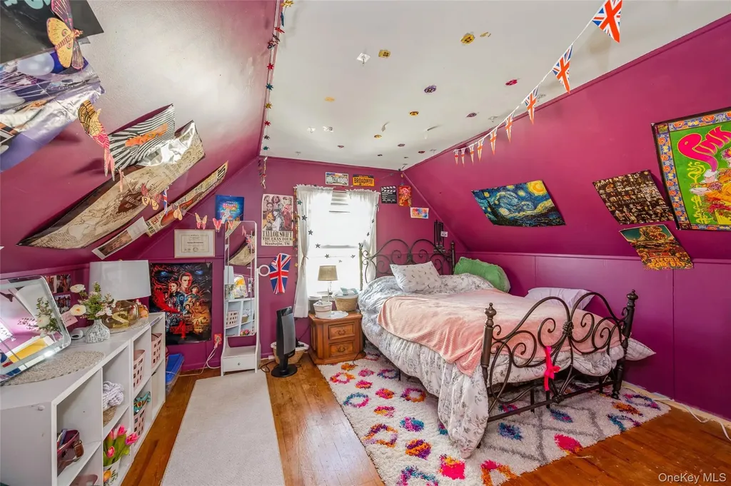 20 Iris Avenue North Merrick NY 11566
